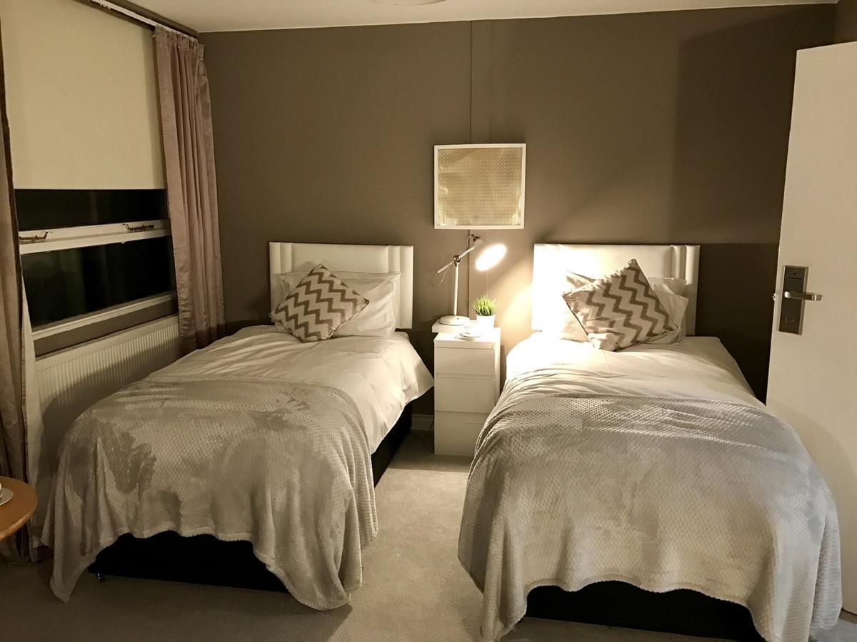 The Mount Rooms Barry Bagian luar foto
