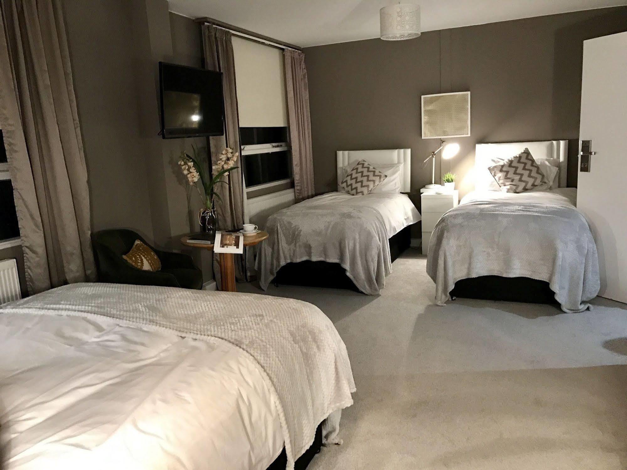 The Mount Rooms Barry Bagian luar foto